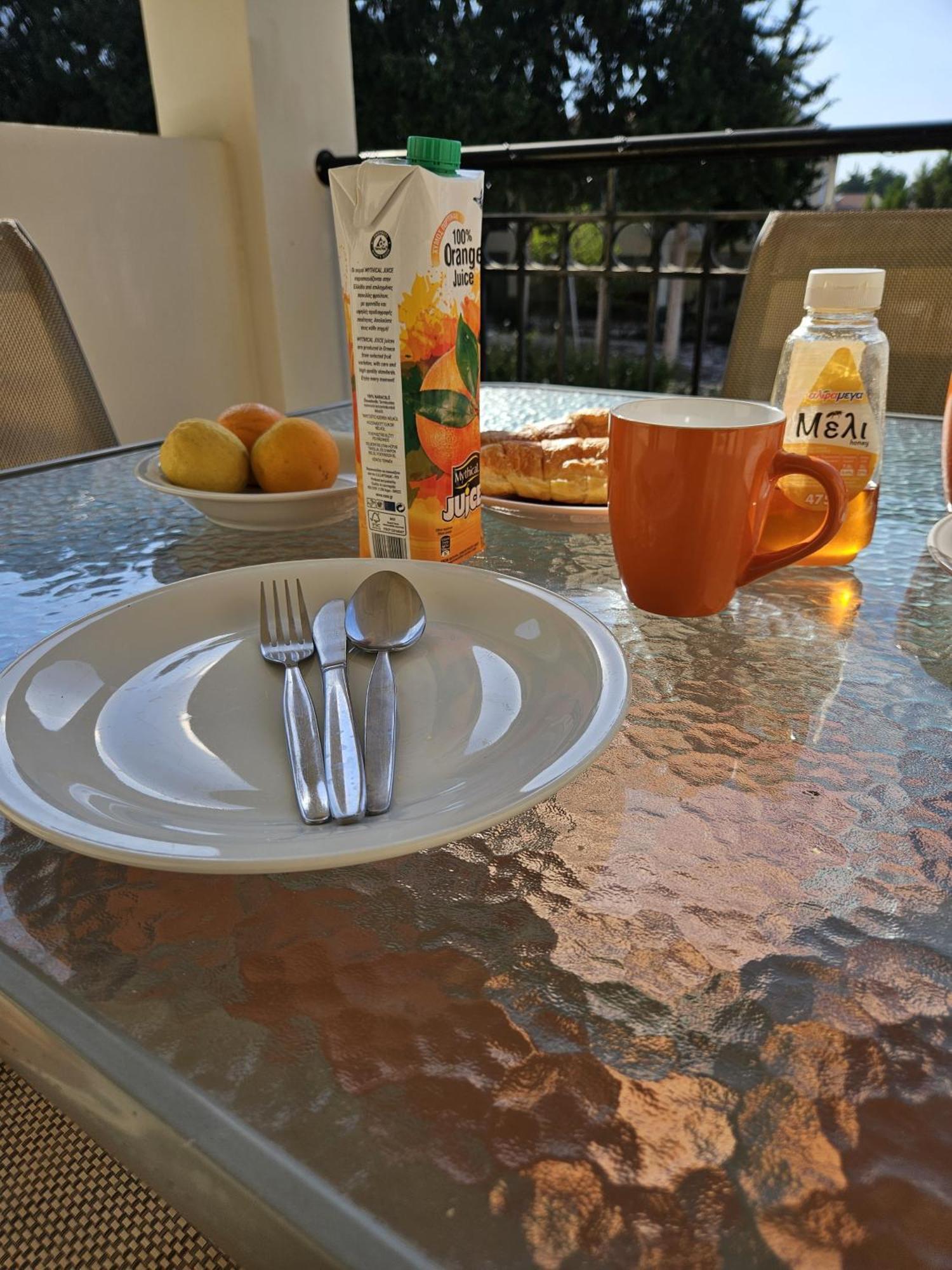 The Brightstay Paphos, 2 Bed Apt, Paphos Riviera, Universal エクステリア 写真